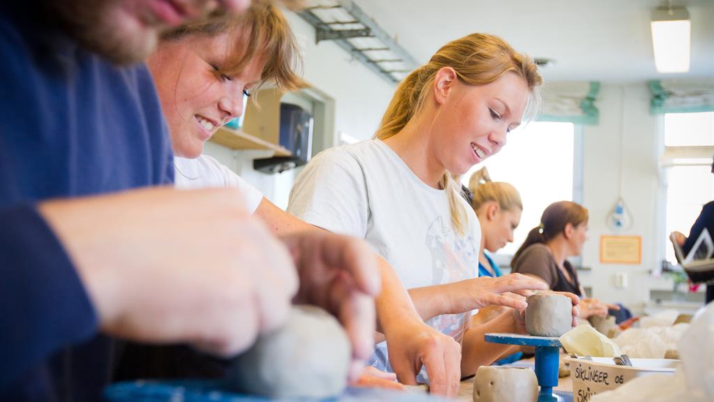 Årsstudium i kunst og håndverk